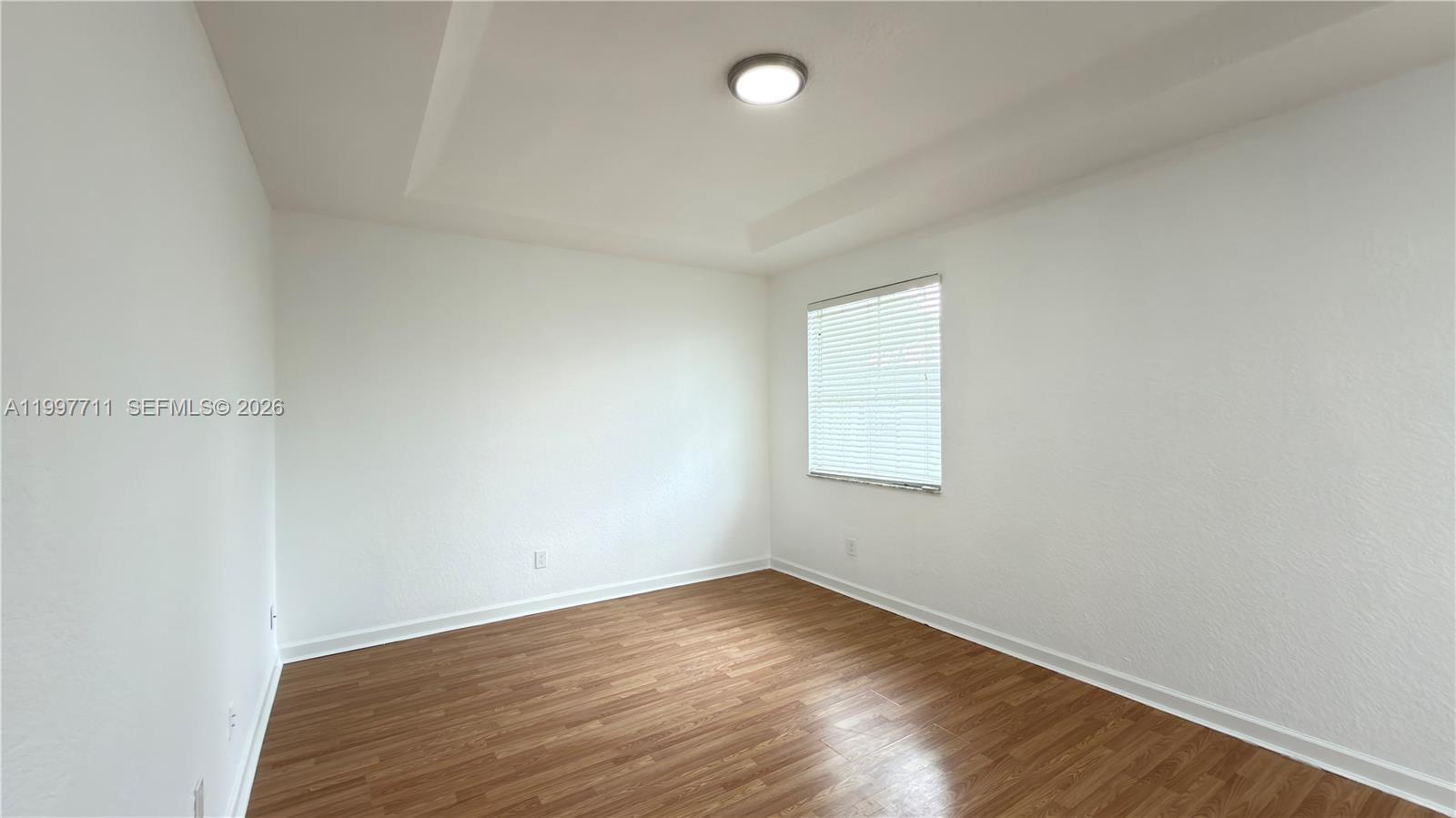 SHOMA VILLAS III AT ROYAL - Residential