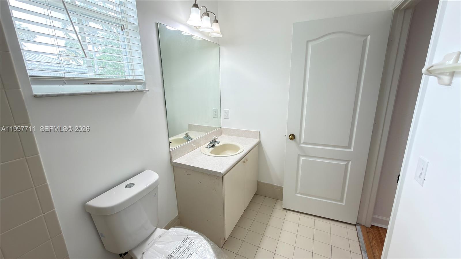 SHOMA VILLAS III AT ROYAL - Residential