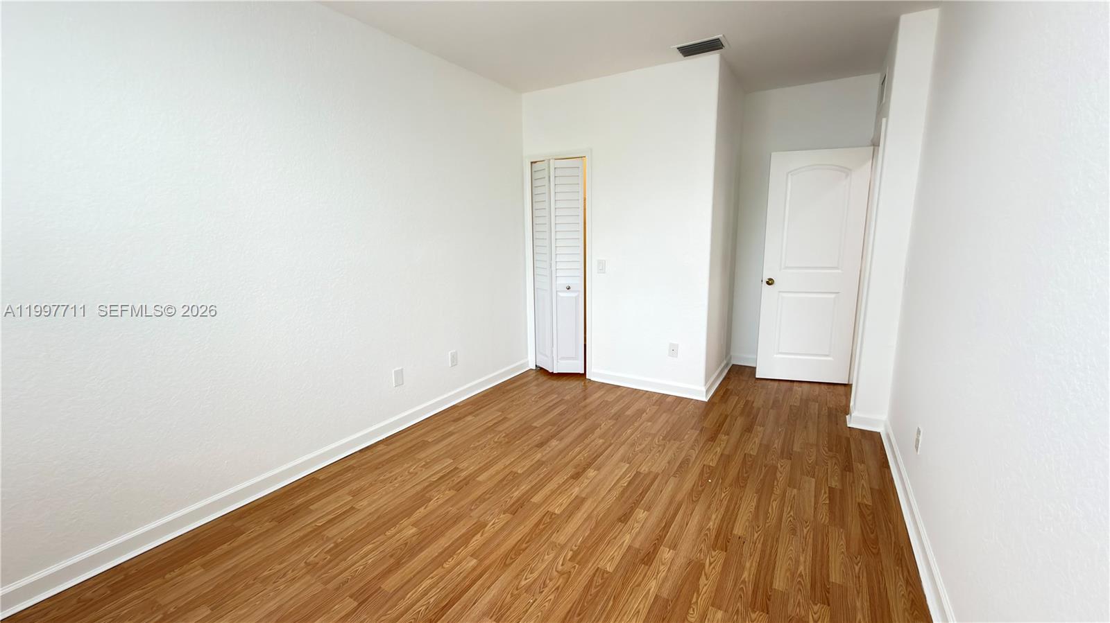 SHOMA VILLAS III AT ROYAL - Residential