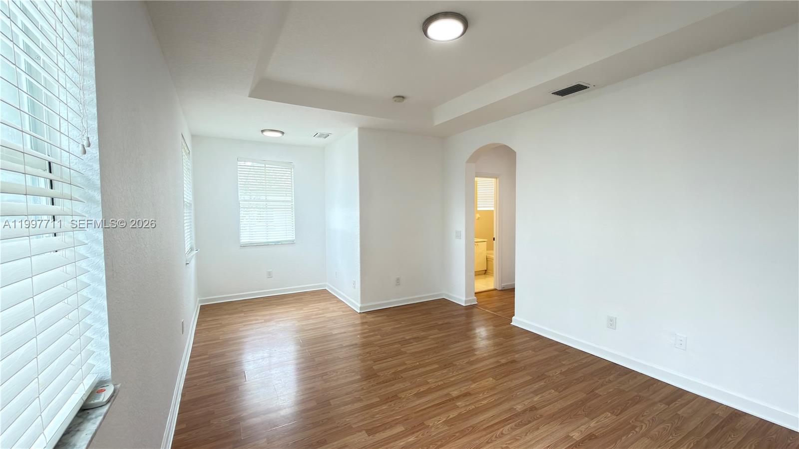 SHOMA VILLAS III AT ROYAL - Residential