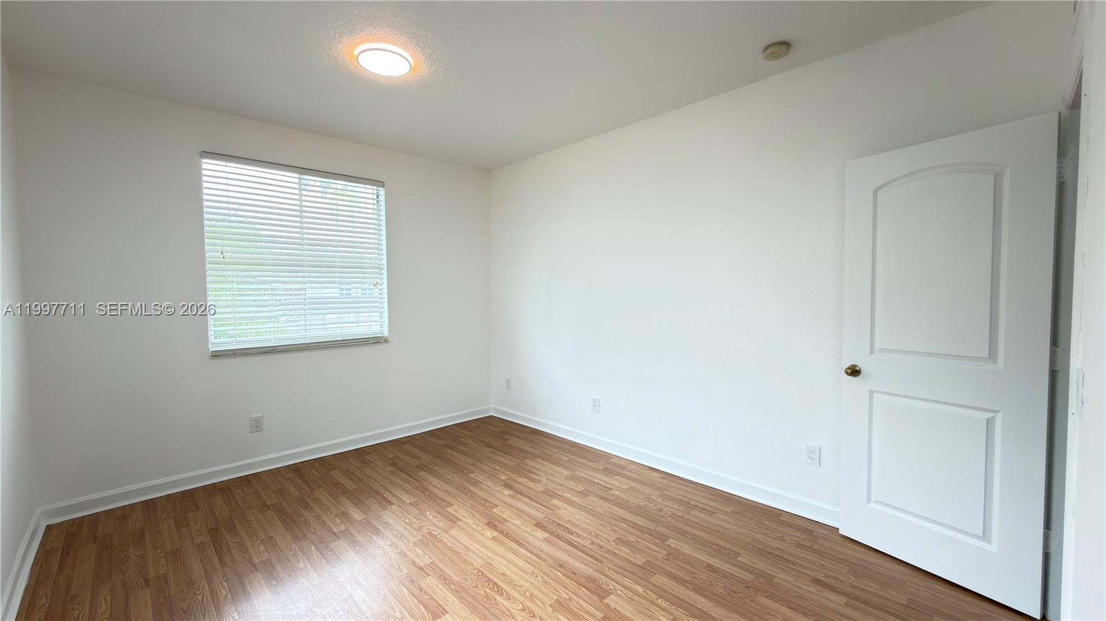 SHOMA VILLAS III AT ROYAL - Residential