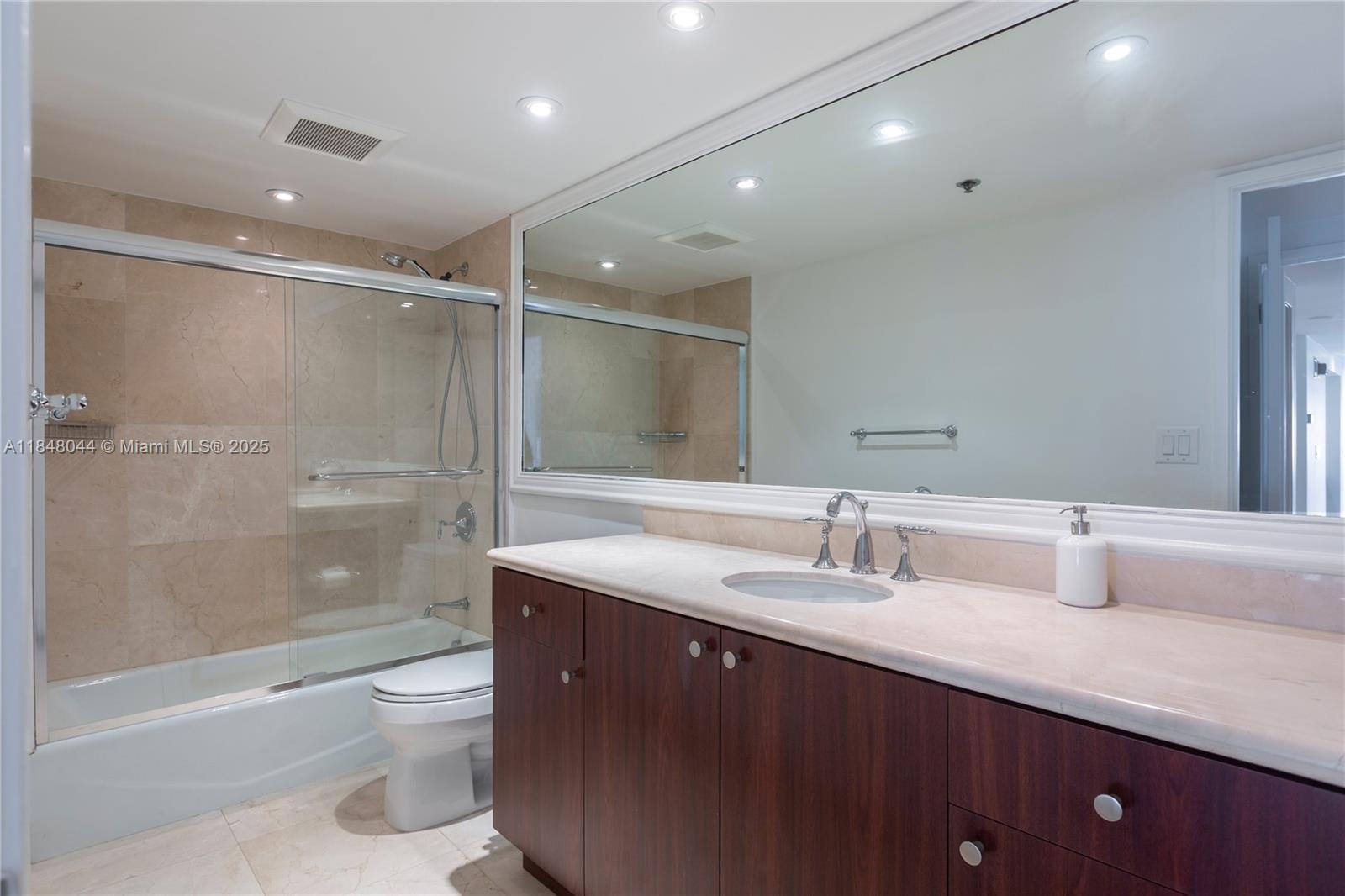 KEY COLONY NO 2 CONDO - Residential Lease