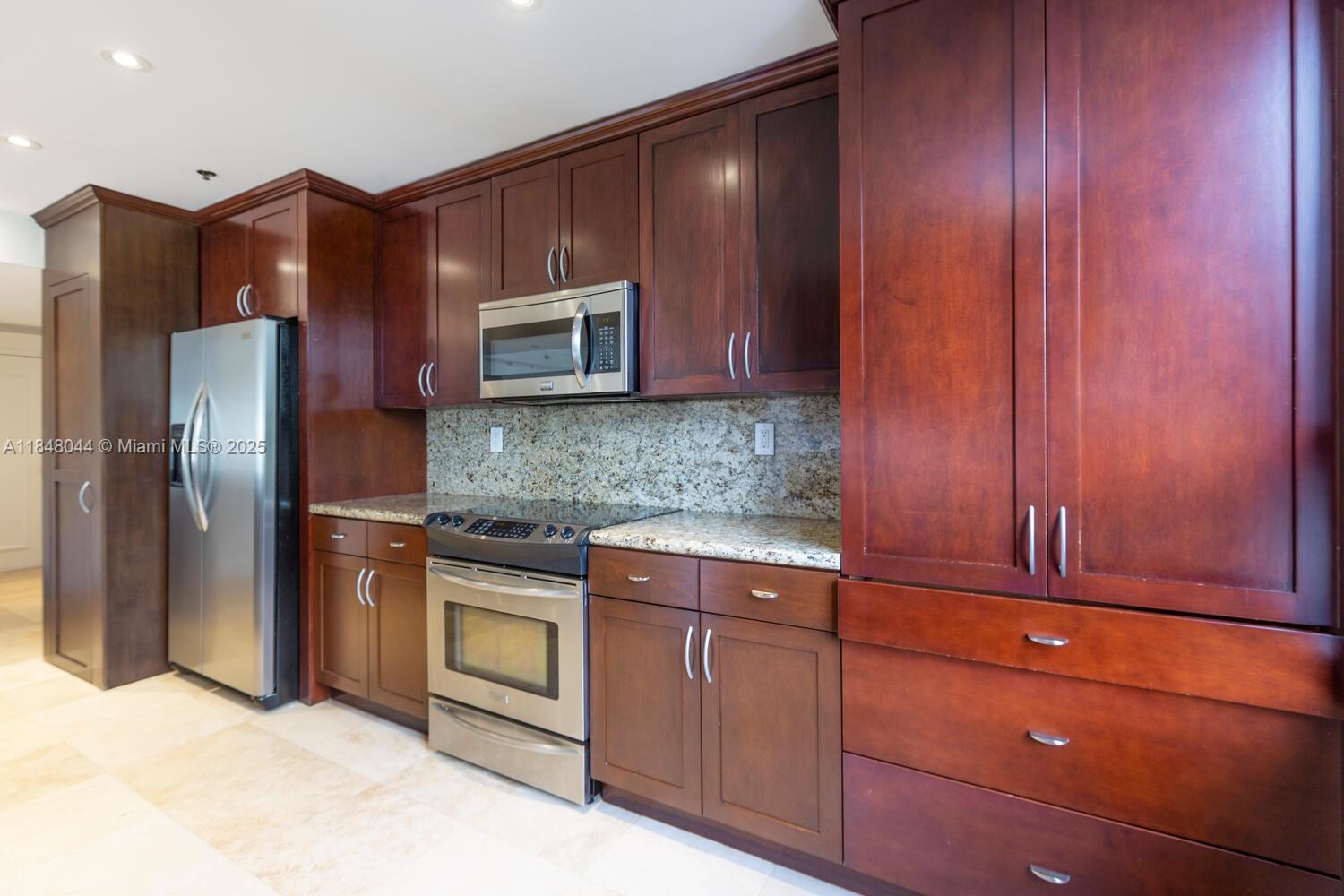 KEY COLONY NO 2 CONDO - Residential Lease