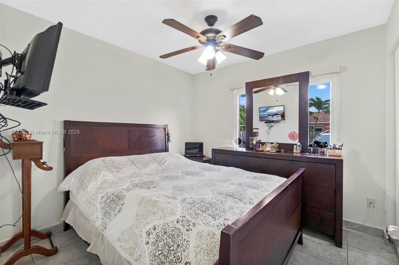 WEITZER SERENA LAKES WEST - Residential