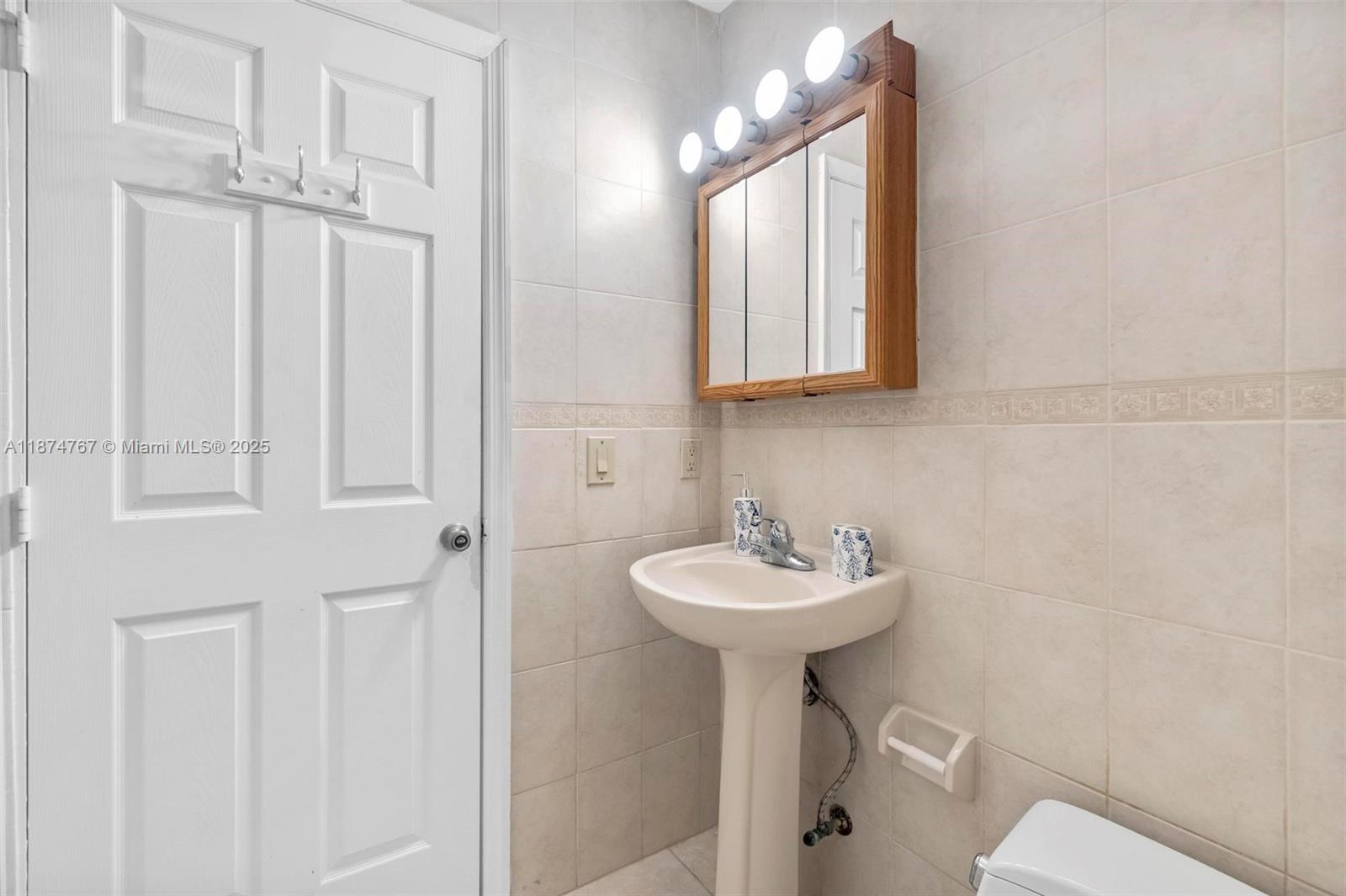 WEITZER SERENA LAKES WEST - Residential