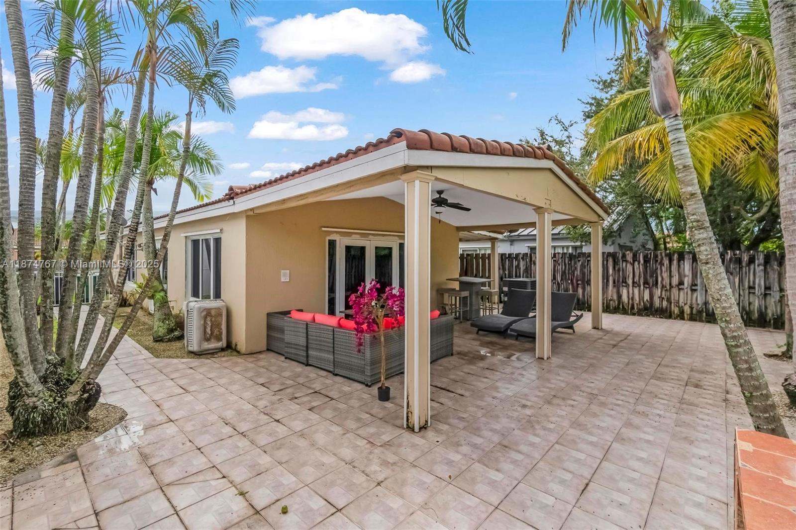 WEITZER SERENA LAKES WEST - Residential