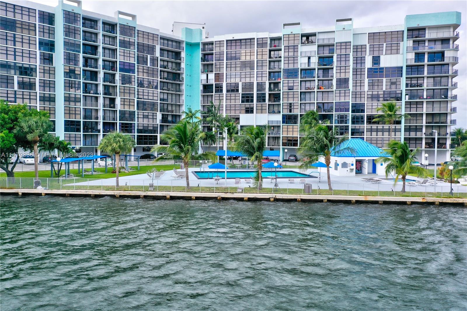 Enjoy endless ocean and intracoastal views in this magnificient condo.
This remodeled captivating 2 bedroom 2 bath is minutes from the South Florida's pristine Beaches, shops. Fine resto bars, and much more.This exquisite residence offers gorgeous tile flooring and boasts floor- to- ceiling Hi - impact windows/ doors that frame the breathtaking panoramic VIEWS . POOL ON INTRACOASTAL, GYM,TENNIS COURTS.
Don't miss the opportunity to own this exquisite residence schedule your showing today.