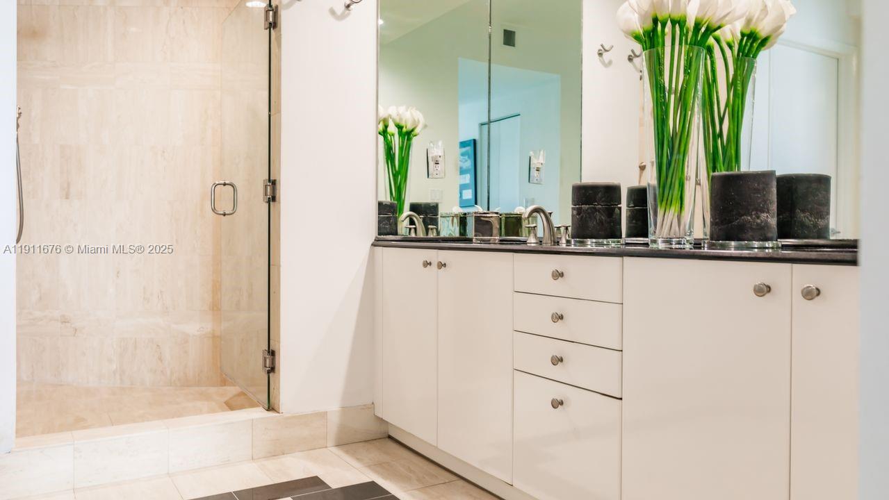 PORTOFINO TOWER CONDO - Residential Lease