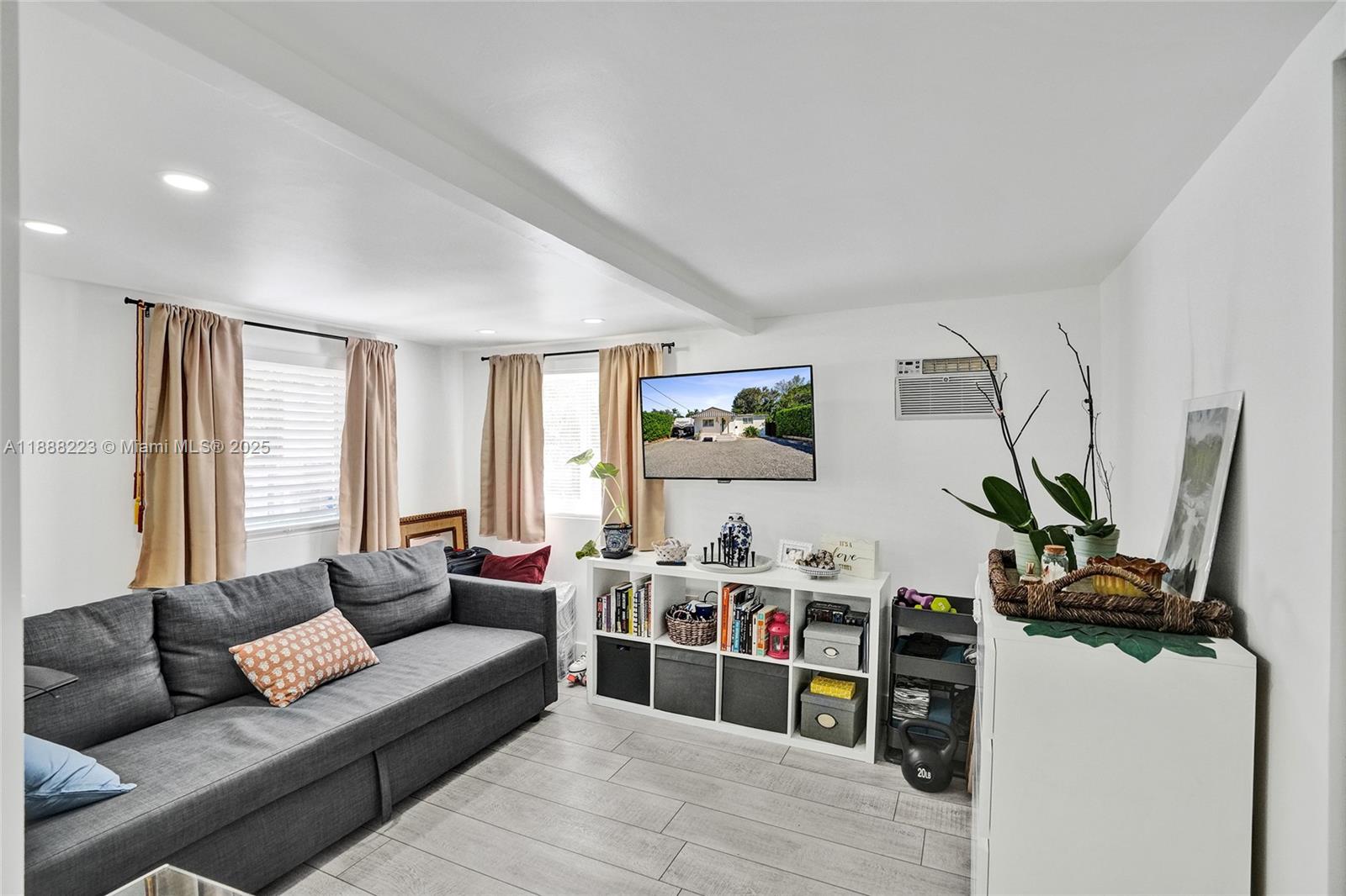 PINEWOOD PARK PL AMD 2ND - Residential