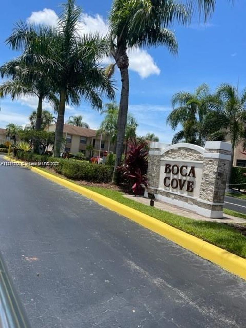 Photo of 9480 Boca Cove Cir #412, Boca Raton, FL 33428 (MLS # A11417783)