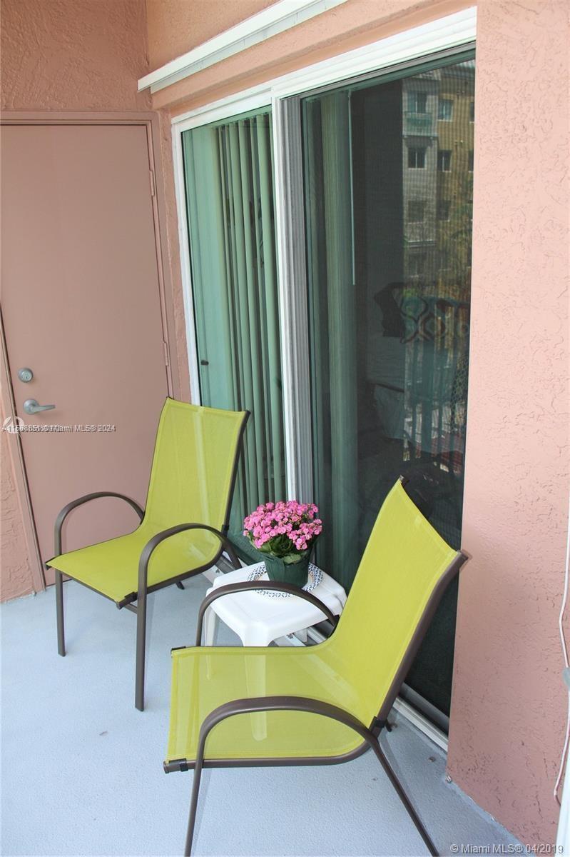 VALENCIA CONDO - Residential Lease