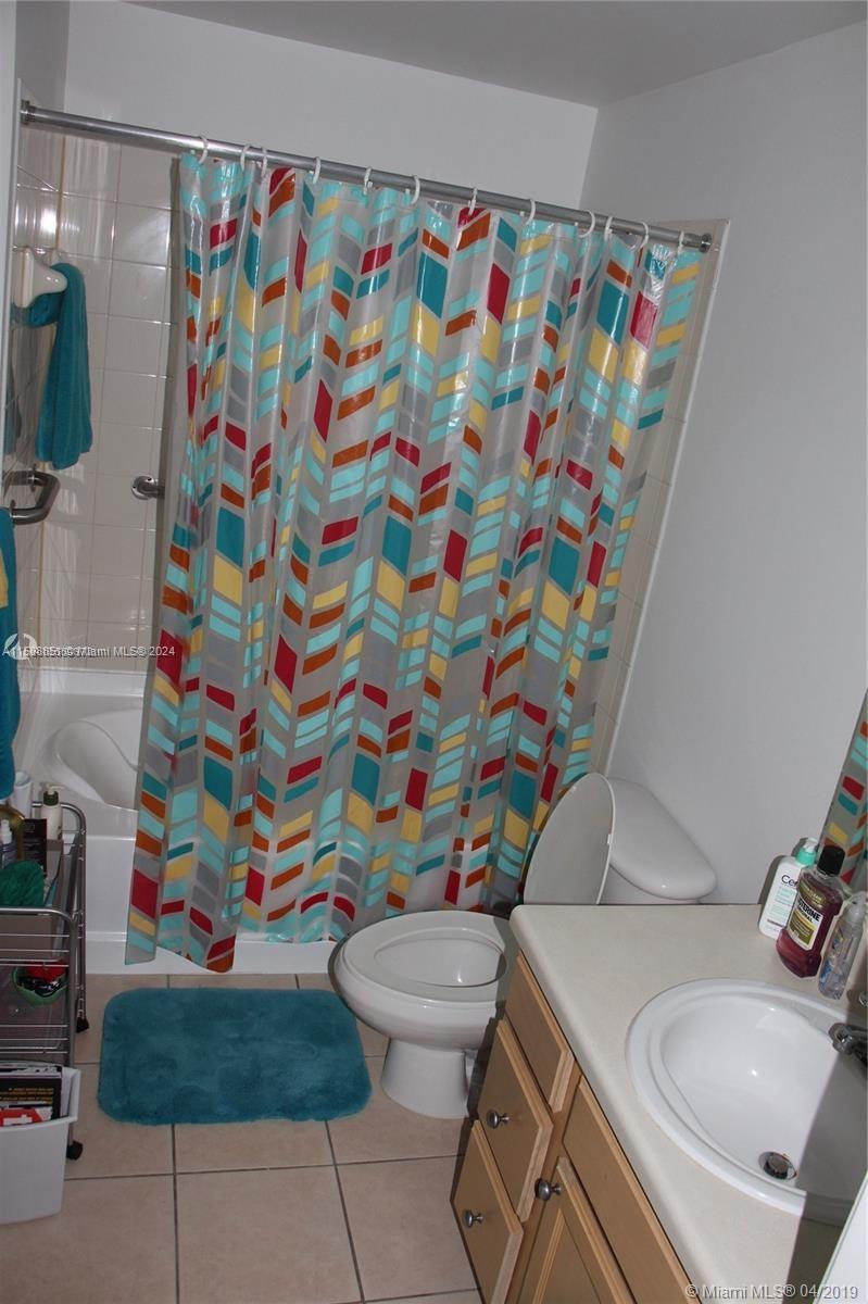 VALENCIA CONDO - Residential Lease