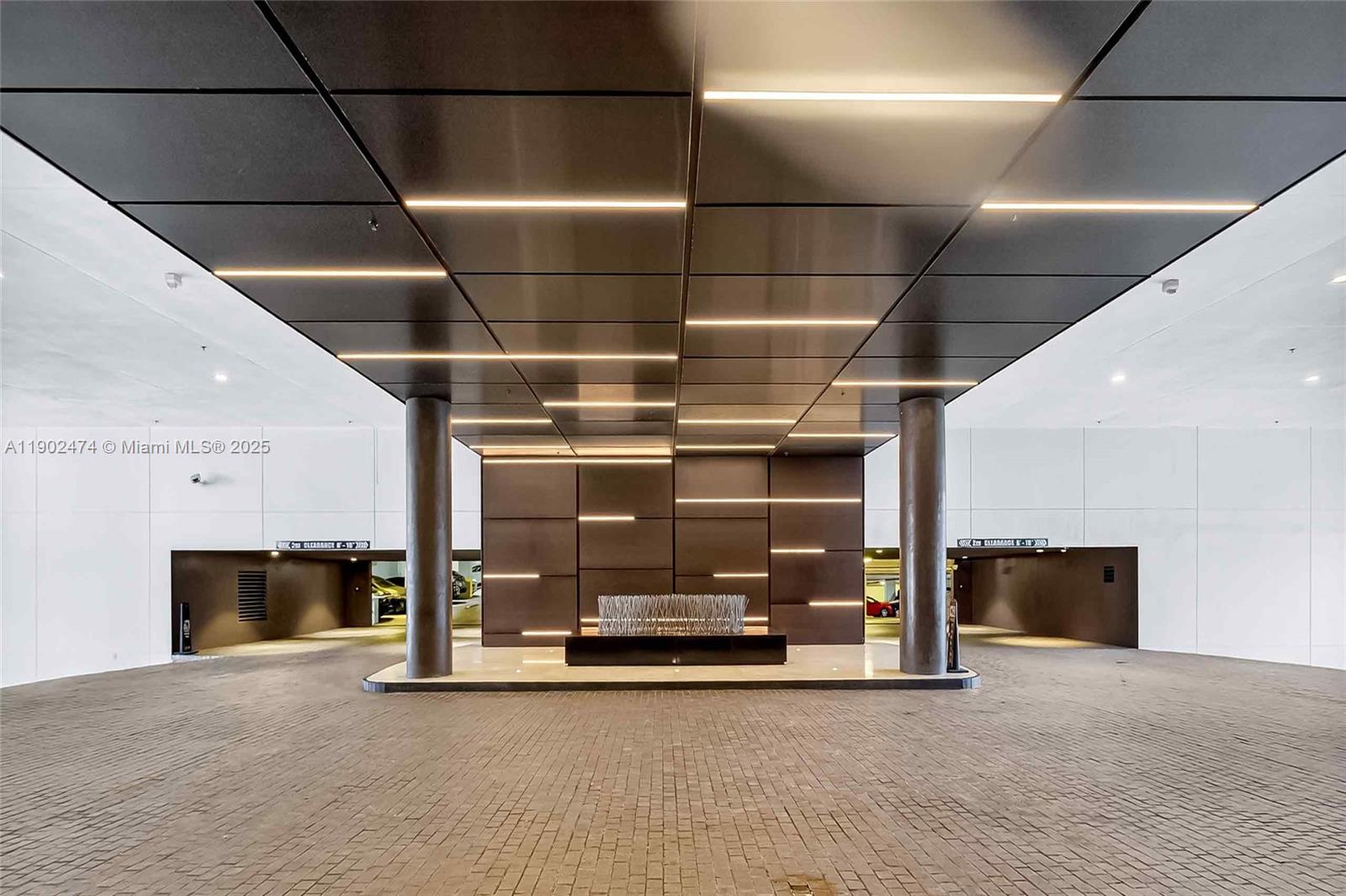 GRAN PARAISO CONDO - Residential Lease