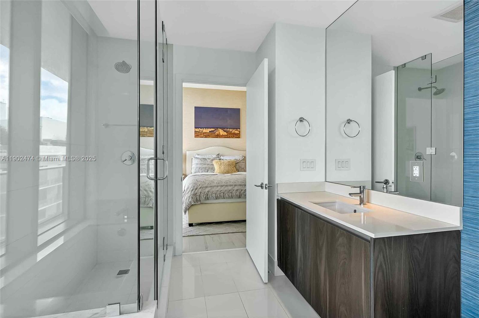 GRAN PARAISO CONDO - Residential Lease