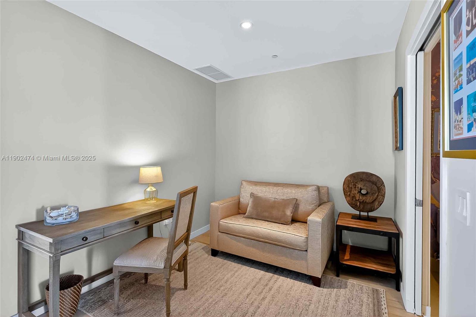 GRAN PARAISO CONDO - Residential Lease