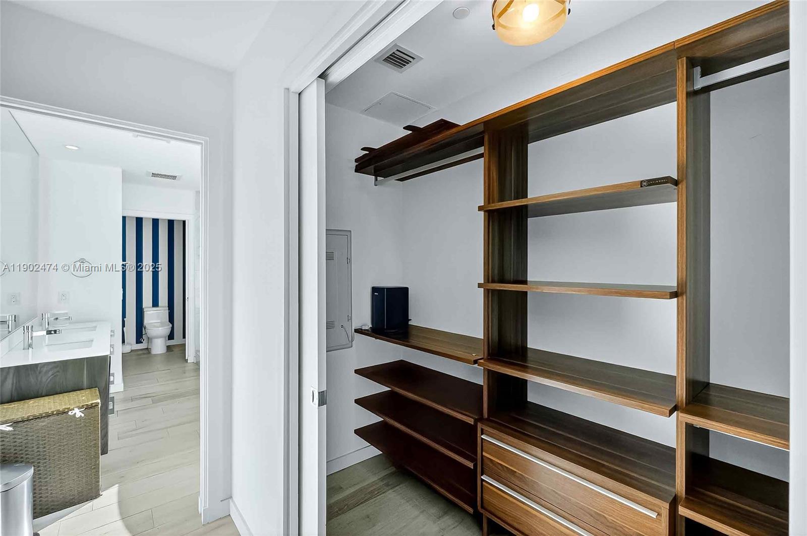 GRAN PARAISO CONDO - Residential Lease