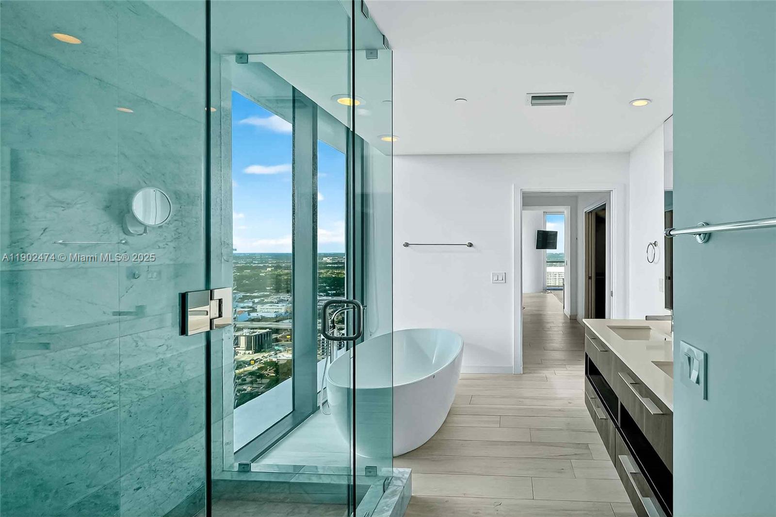 GRAN PARAISO CONDO - Residential Lease