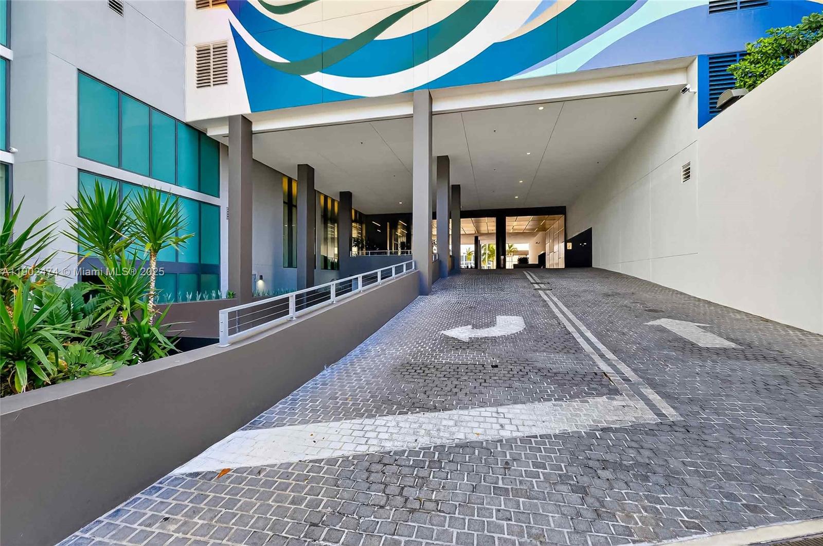 GRAN PARAISO CONDO - Residential Lease