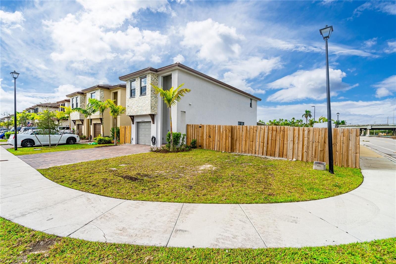 ALLAPATTAH GDNS - Residential