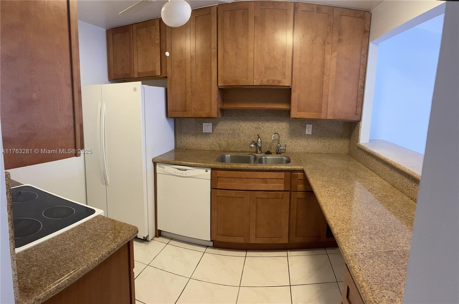 1849 S Ocean Dr 805
