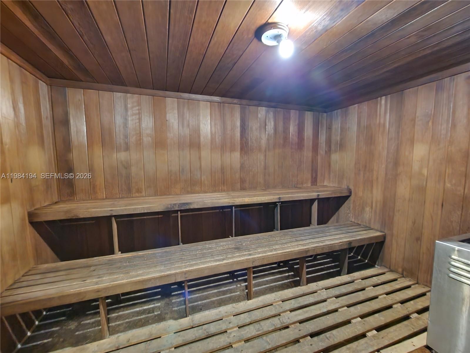 HERITAGE CIRCLE CONDO - Residential Lease