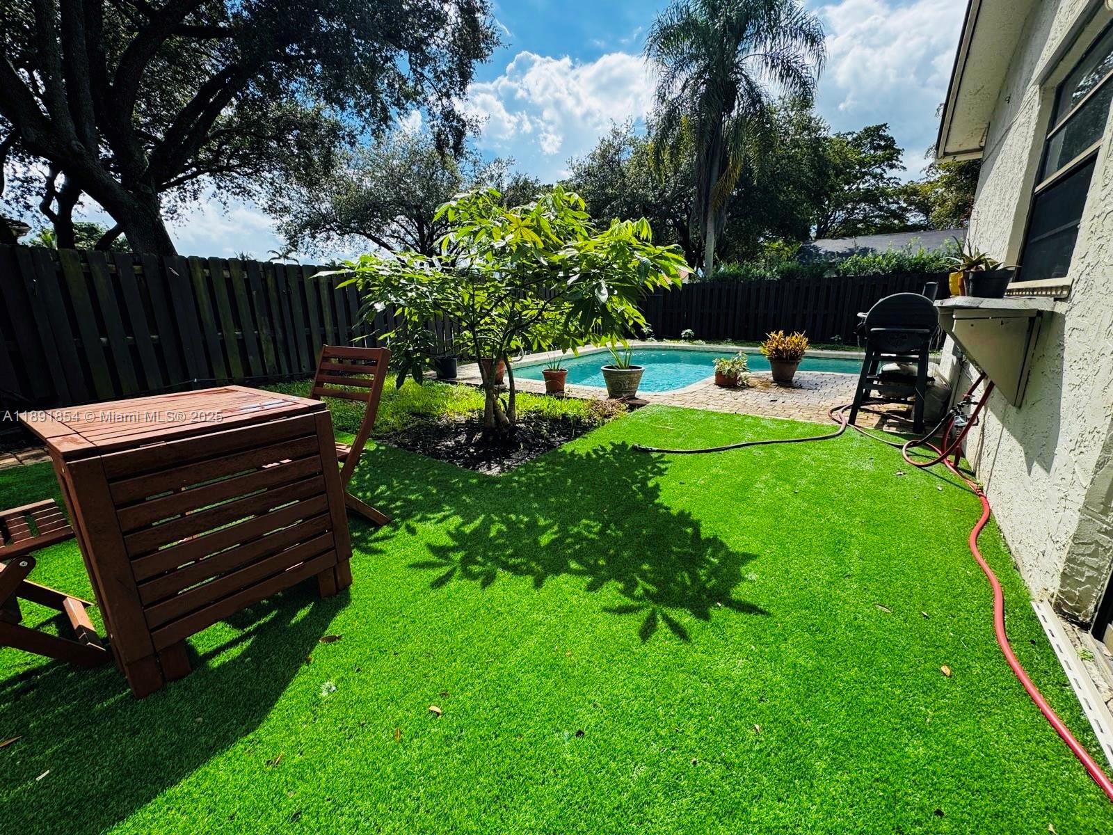 CROSSINGS PATIO HOMES SEC - Residential