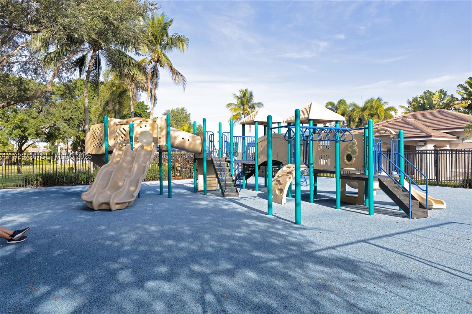 SECTOR 3 - PARCELS H I J - Residential Lease