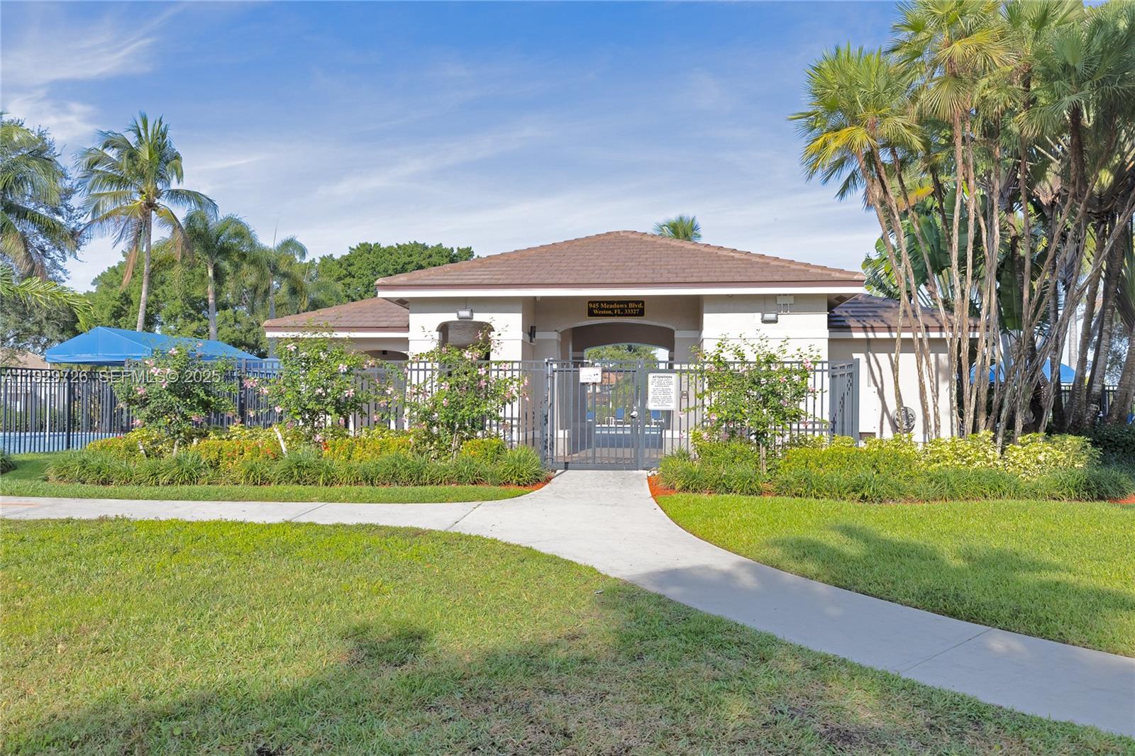 SECTOR 3 - PARCELS H I J - Residential Lease