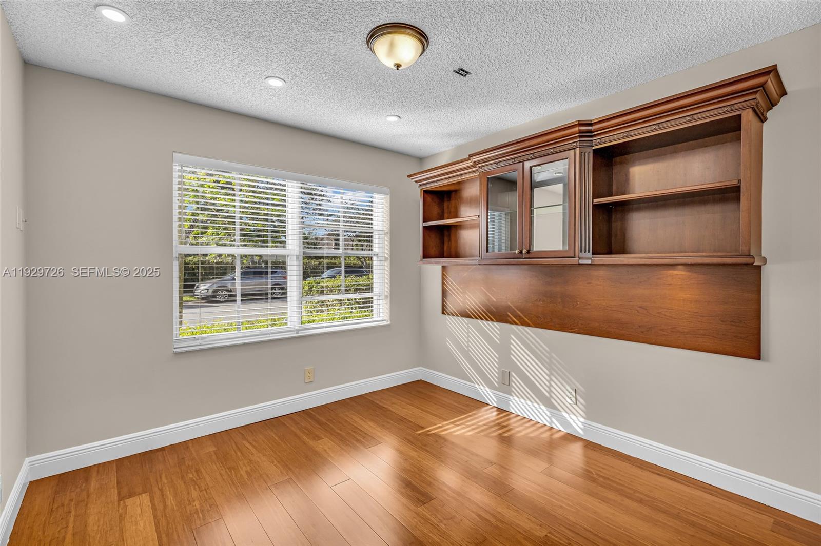 SECTOR 3 - PARCELS H I J - Residential Lease