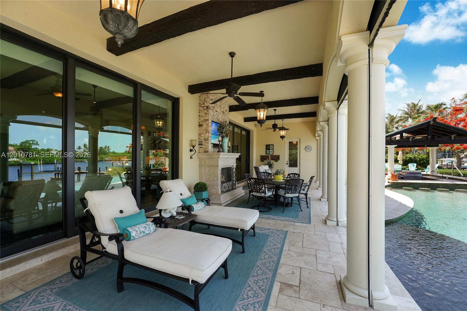 HERITAGE OAKS - Residential