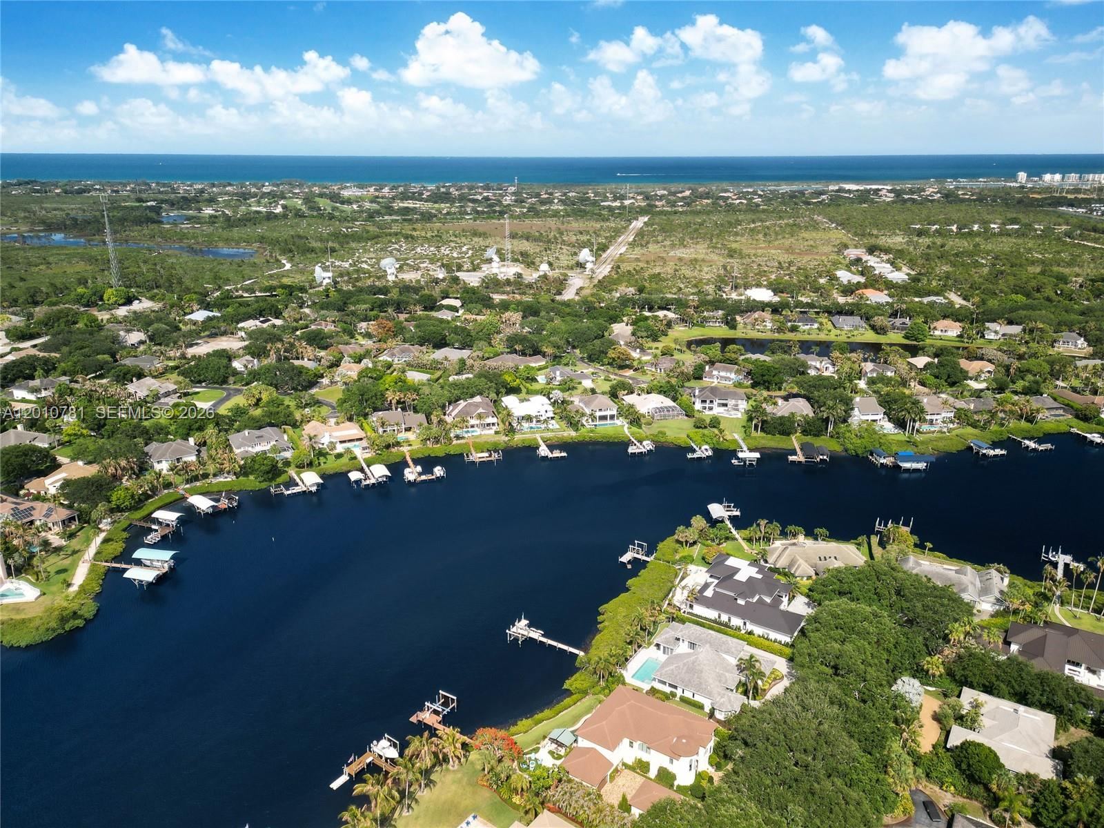 HERITAGE OAKS - Residential
