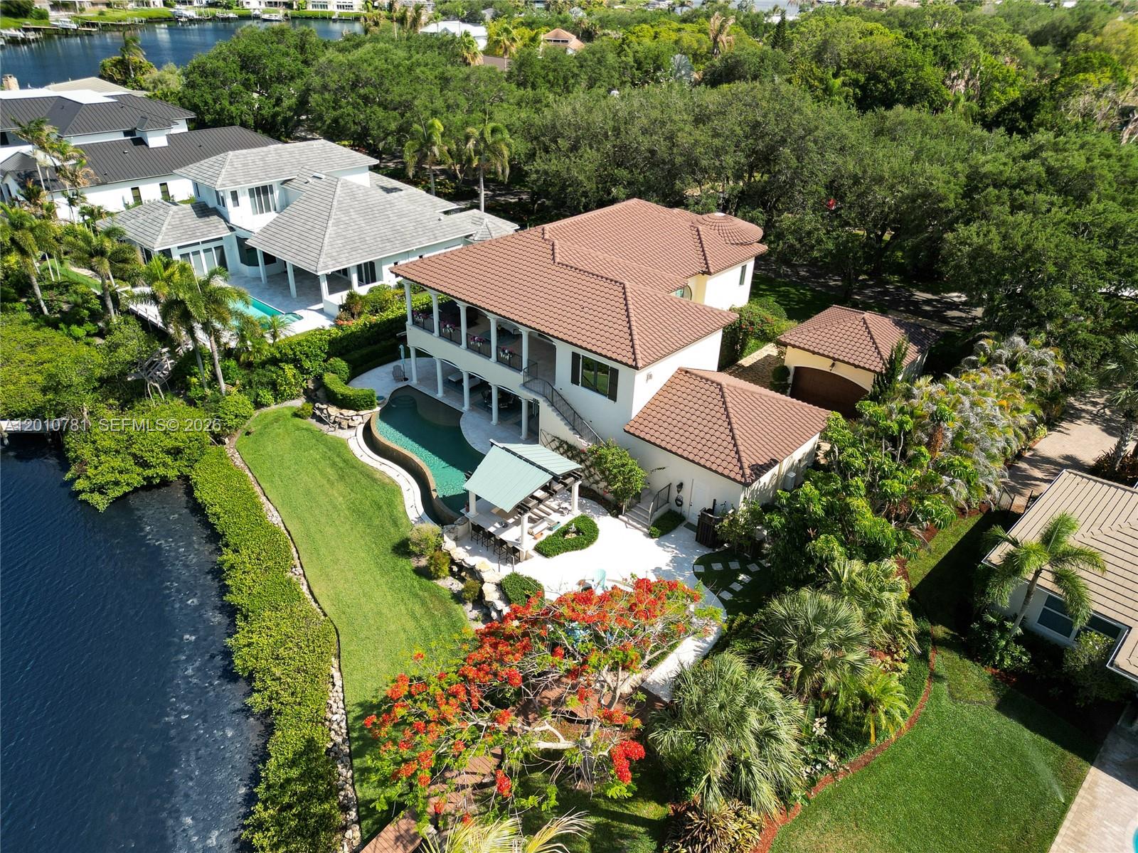 HERITAGE OAKS - Residential