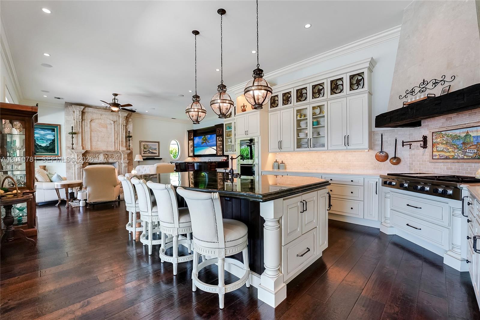 HERITAGE OAKS - Residential