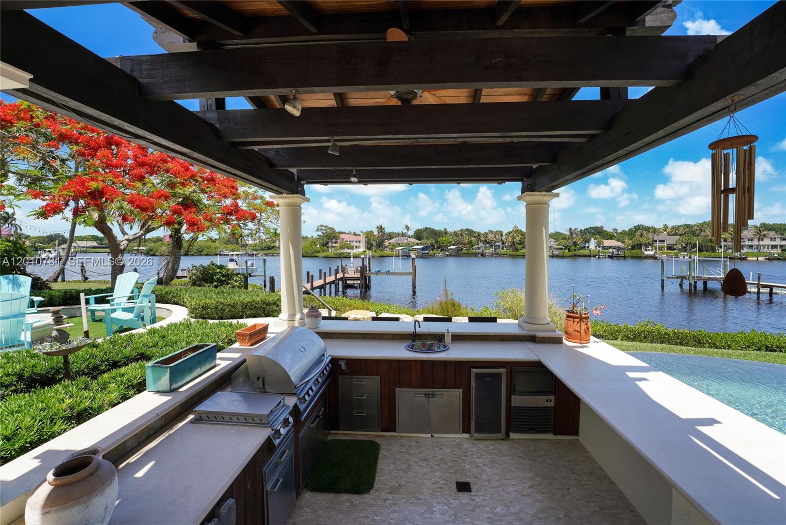 HERITAGE OAKS - Residential