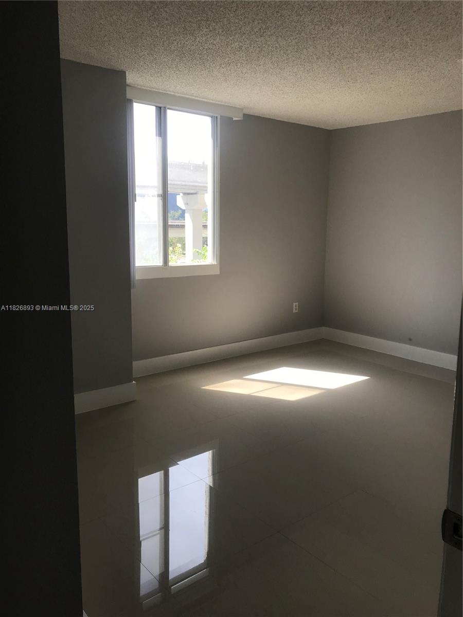 850 N Miami Ave W-307