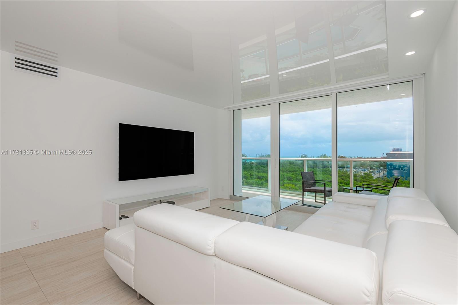 ARLEN HOUSE EAST CONDO - Residential
