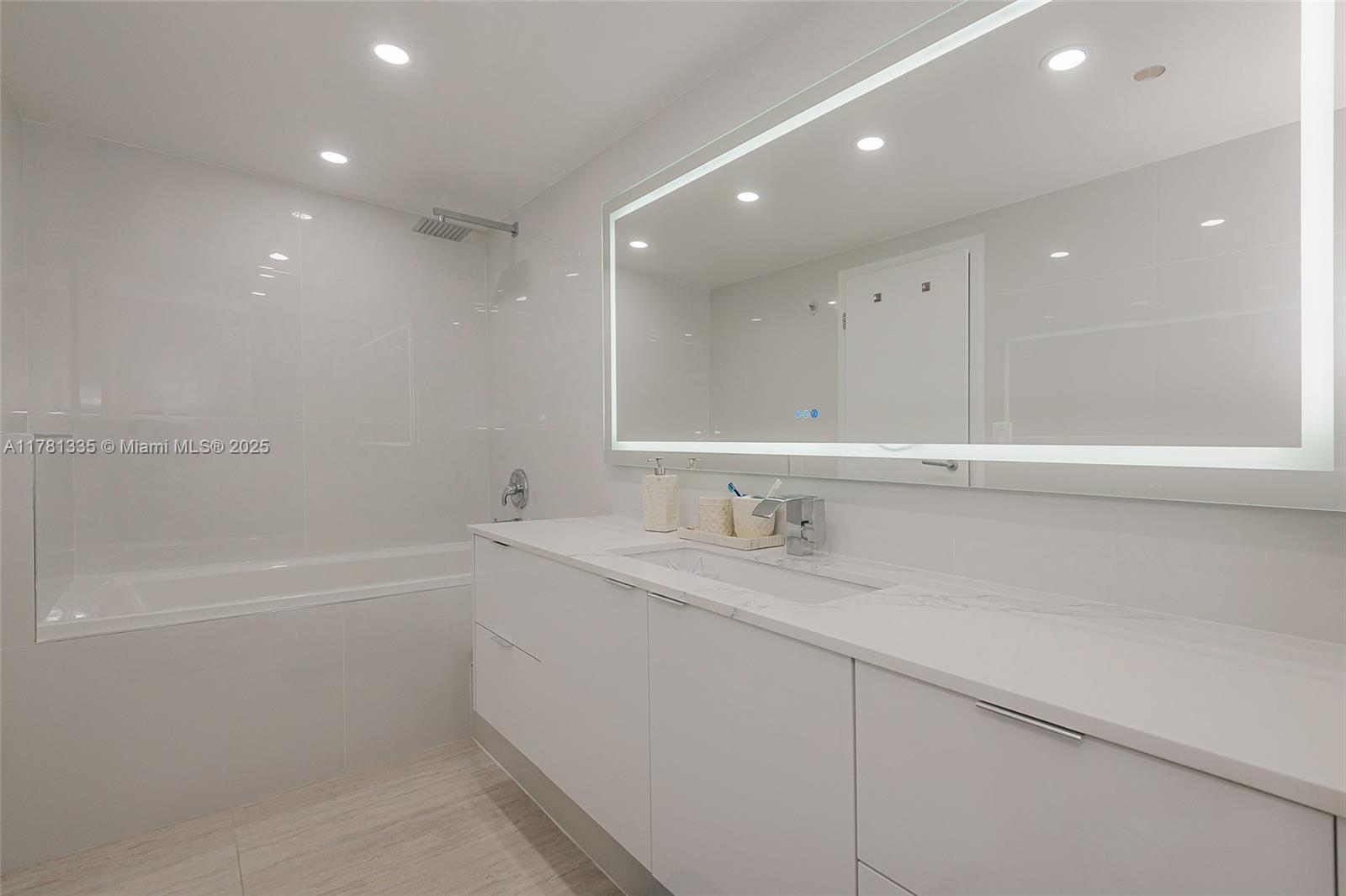 ARLEN HOUSE EAST CONDO - Residential