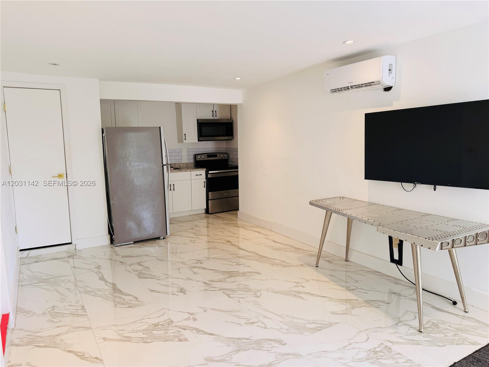 201 Calle Grande Dr 1