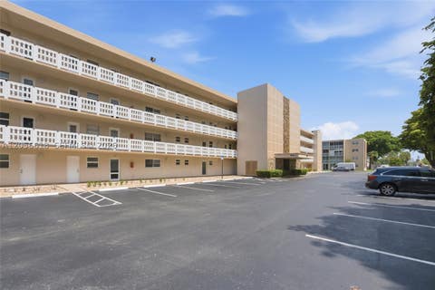 Photo of 1025 SE 2nd Ave #406, Dania Beach, FL 33004 (MLS # A12056618)