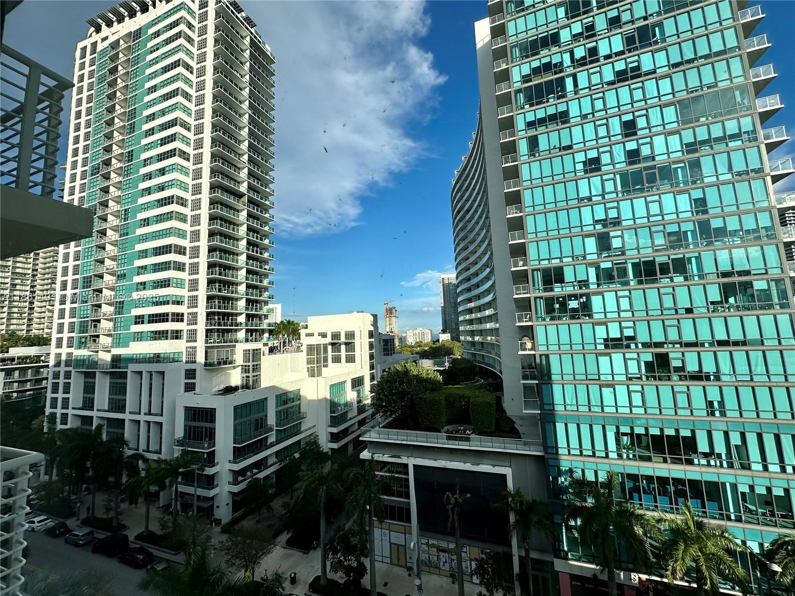 MIDBLOCK MIAMI CONDO - Residential Lease