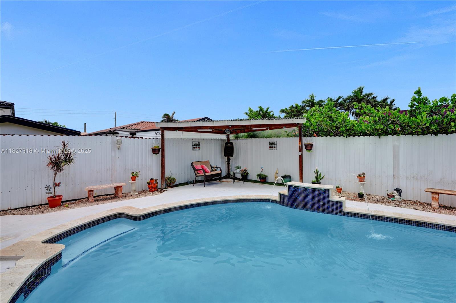 SUPERIOR HOMES SEC 1 - Residential