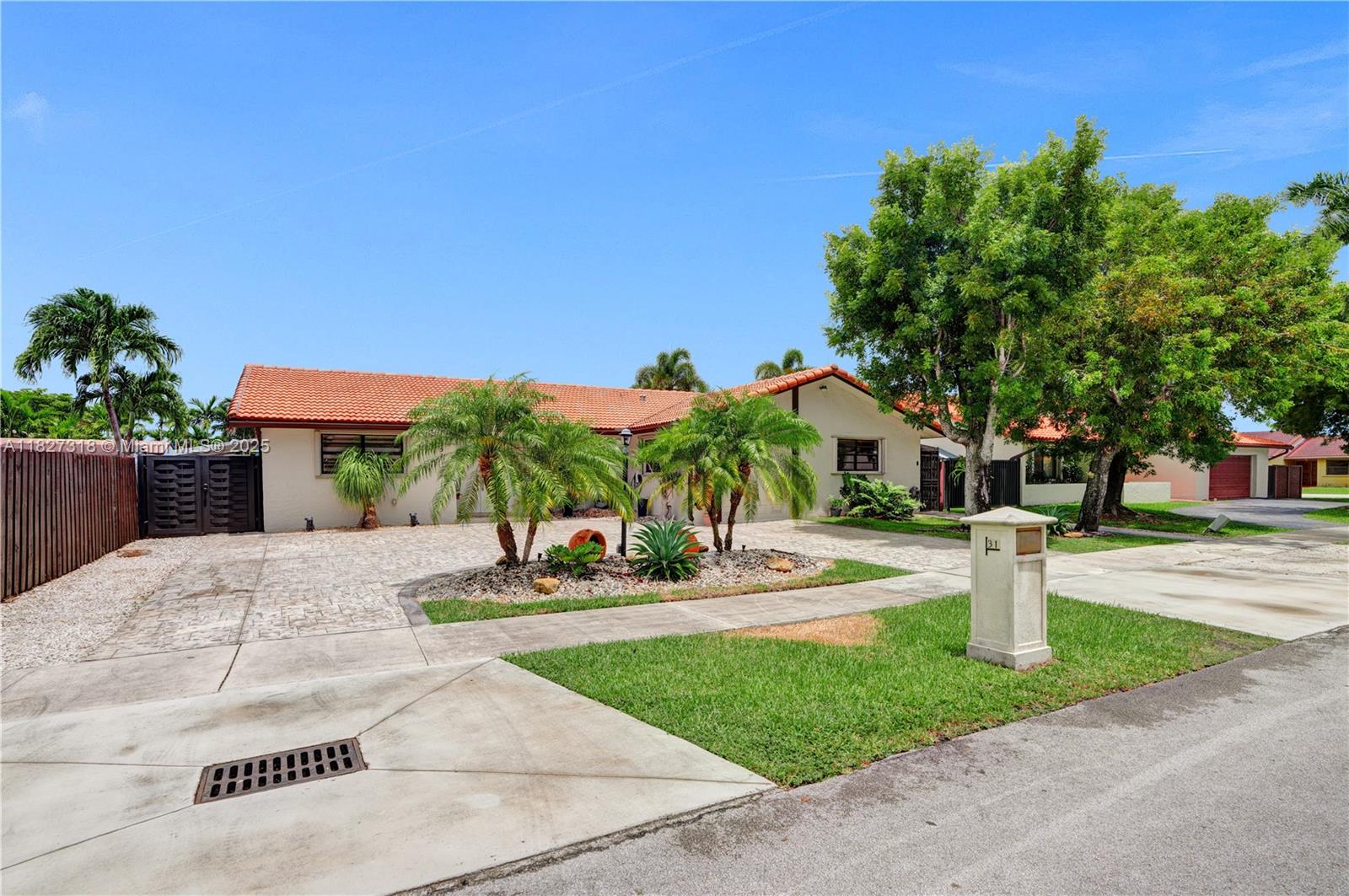 SUPERIOR HOMES SEC 1 - Residential