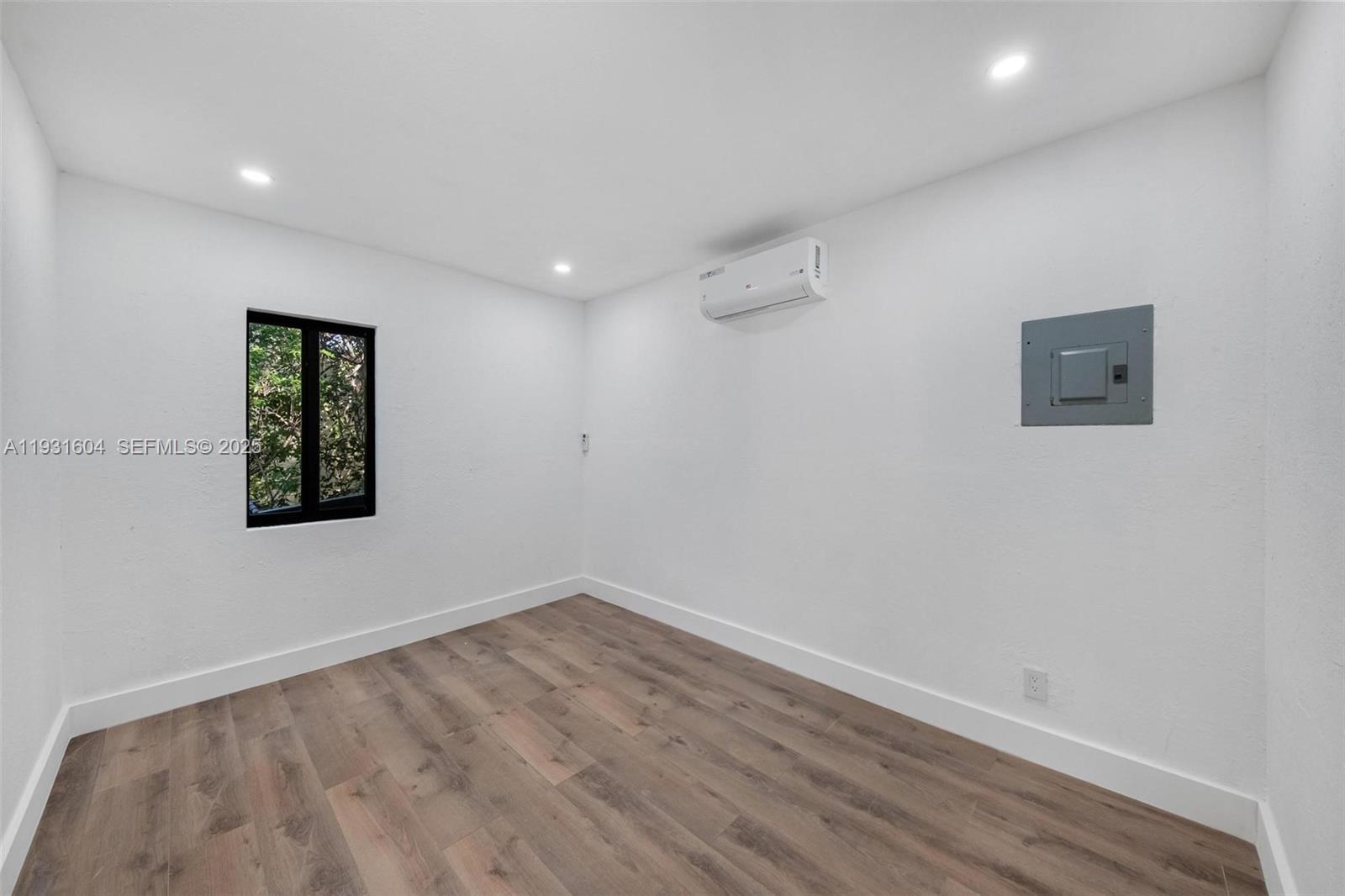 7TH AVENUE HIGHLANDS - Residential Income