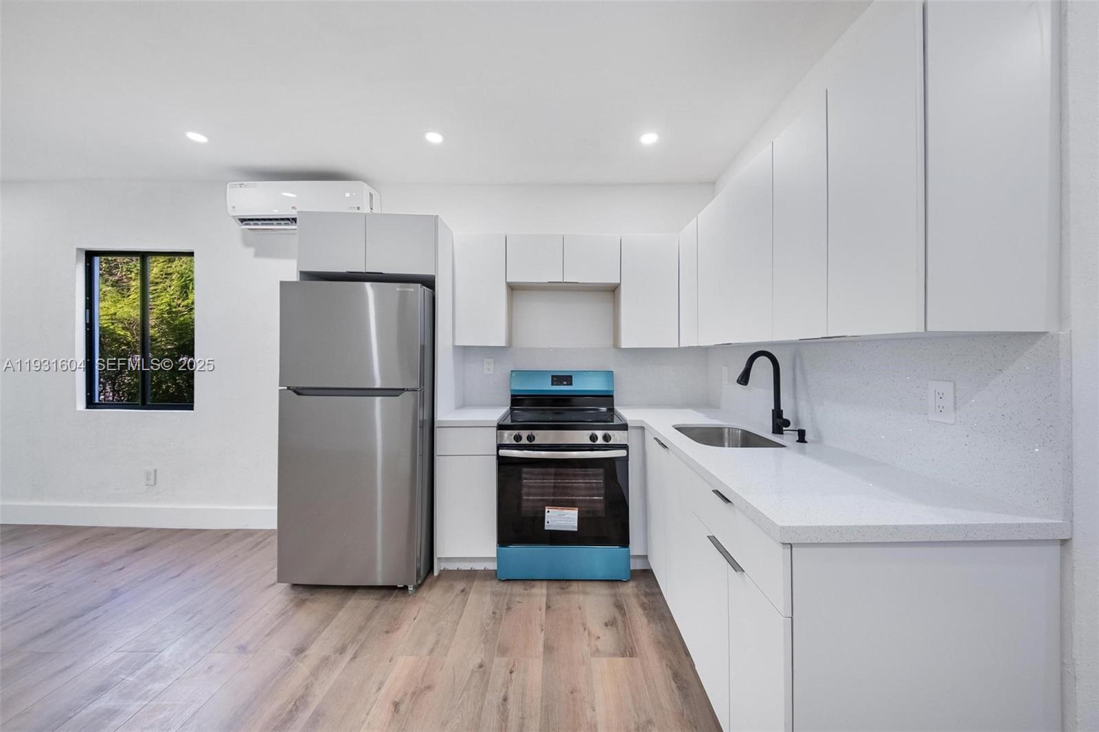 7TH AVENUE HIGHLANDS - Residential Income