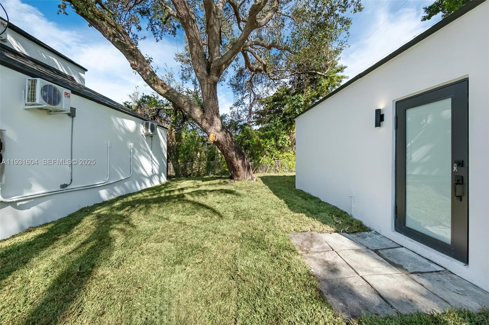 7TH AVENUE HIGHLANDS - Residential Income