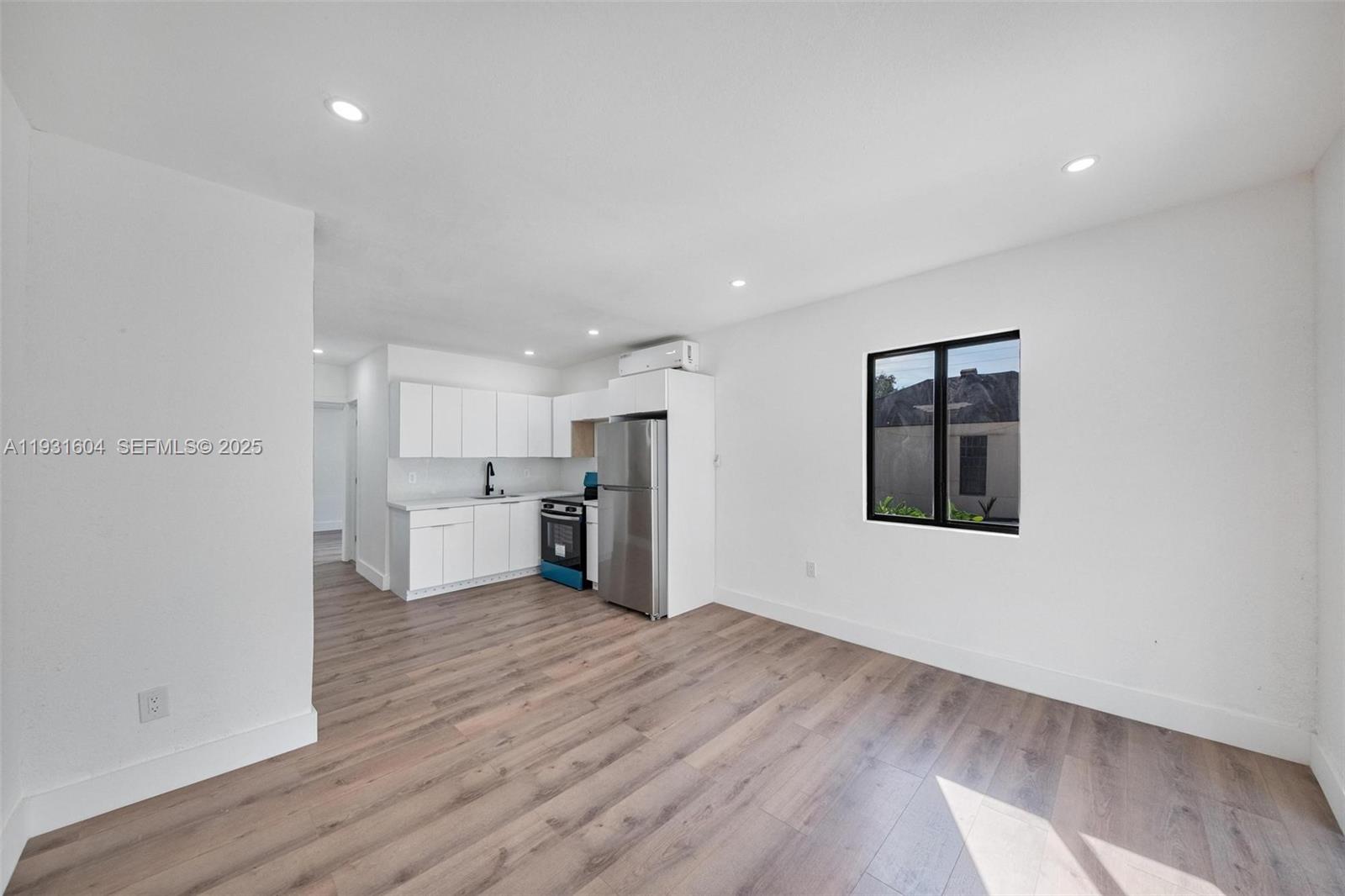 7TH AVENUE HIGHLANDS - Residential Income