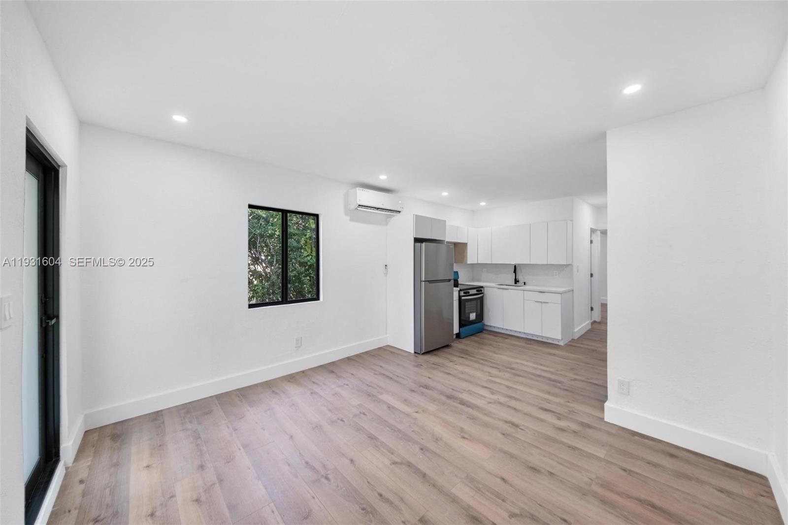 7TH AVENUE HIGHLANDS - Residential Income