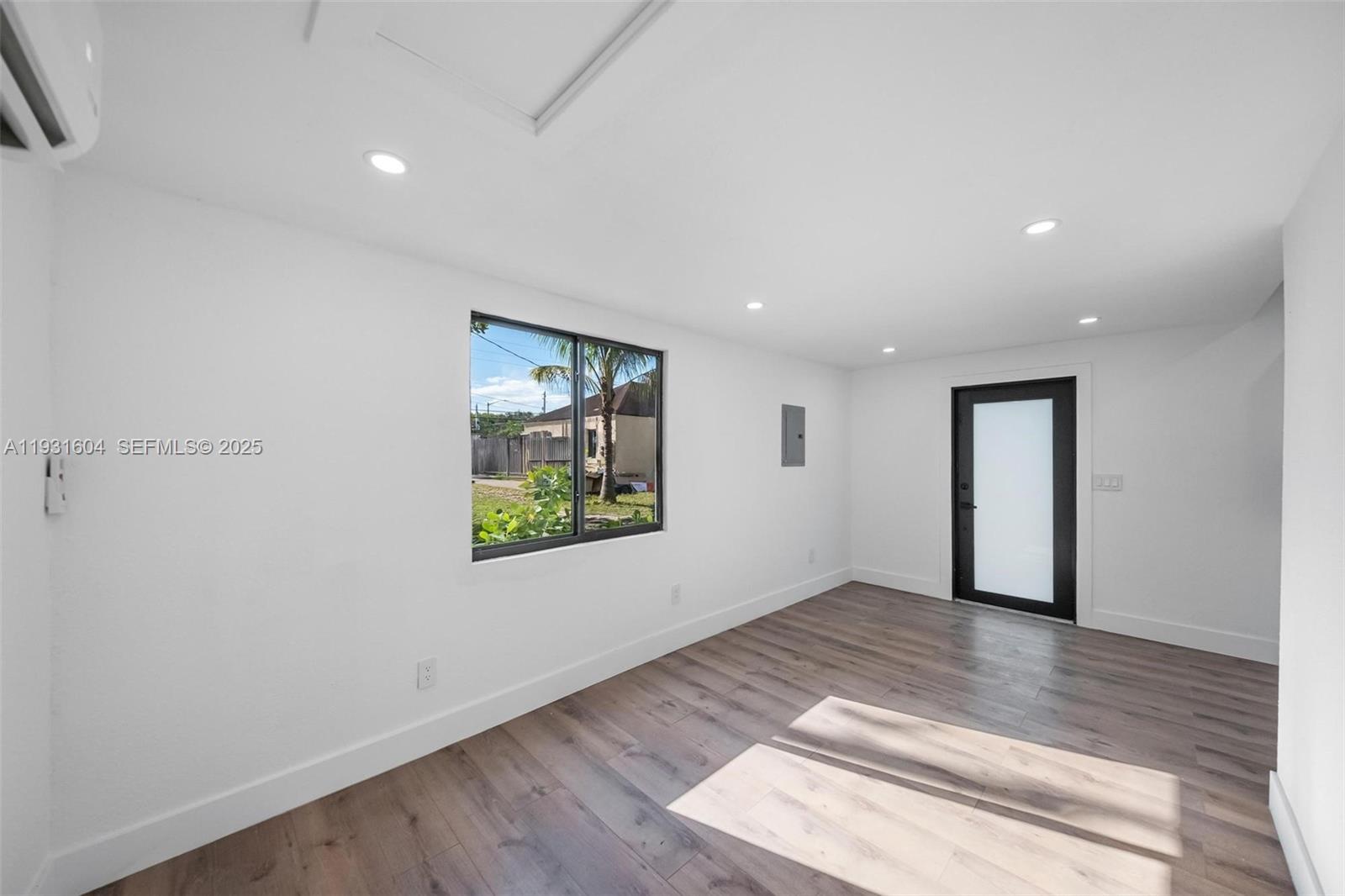 7TH AVENUE HIGHLANDS - Residential Income