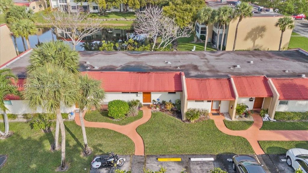 Photo of 117 Lake Carol Dr #1, West Palm Beach, FL 33411 (MLS # A11505511)