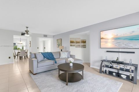 Photo of 801 SW 138th Ave #310E, Pembroke Pines, FL 33027 (MLS # A11906286)